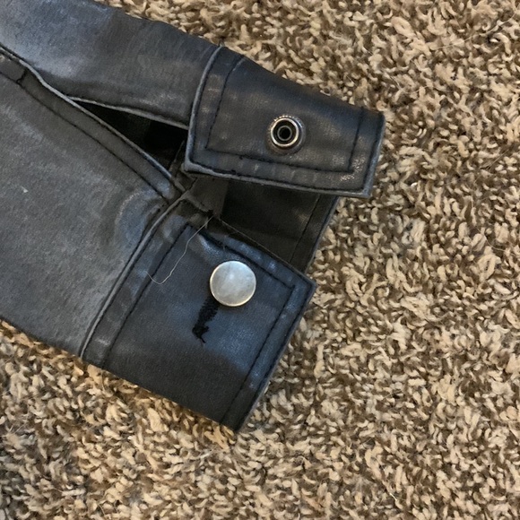 Jacket - Picture 4 of 5